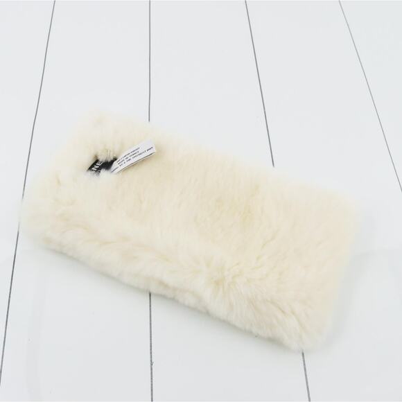 Chanel Rabbit Fur Bracelet Cuff CC Vintage Wristband Rare Authentic XS B&W - Picture 3 of 7